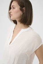 Load image into Gallery viewer, Kaffe - KAanja Blouse - Chalk