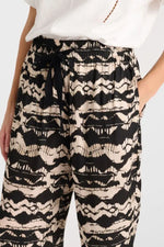 Load image into Gallery viewer, Le Temps Des Cerises - Lomy Pant - Black