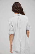 Load image into Gallery viewer, Bella Dahl - Split Back Button Down - Foggy Sky
