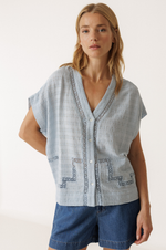 Load image into Gallery viewer, Indi And Cold - Camisa - Cielo 257