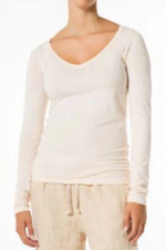 Load image into Gallery viewer, Crossley - Long Sleeve V Neck T Shirt - Boul Pale Peach