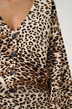 Load image into Gallery viewer, Gestuz - GZleora Cardigan - Light Leopard