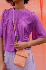 Load image into Gallery viewer, Indi And Cold - Compact Leather Bag - Pomelo