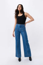 Load image into Gallery viewer, Kireina - Farrah Jean - 90s Blue