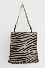 Load image into Gallery viewer, Indi And Cold - Leather Bucket Tote Bag - Black