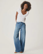 Load image into Gallery viewer, Splendid - Faye 1X1 V Neck Tee - White