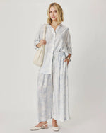 Load image into Gallery viewer, Splendid - Iris Paisley Button Down Shirt - Antique Pearl Paisley