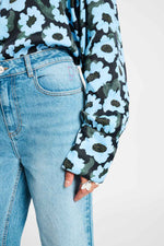 Load image into Gallery viewer, Pom Amsterdam - Wild Flowers Blue Blouse