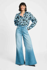Load image into Gallery viewer, Pom Amsterdam - Wild Flowers Blue Blouse