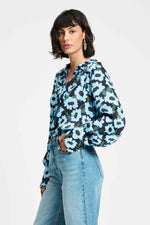 Load image into Gallery viewer, Pom Amsterdam - Wild Flowers Blue Blouse