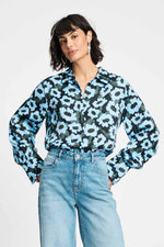 Load image into Gallery viewer, Pom Amsterdam - Wild Flowers Blue Blouse