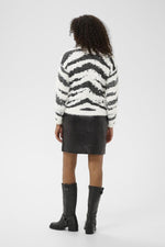 Load image into Gallery viewer, Kaffe - KAbiva Knit Pullover - Chalk Black Animal
