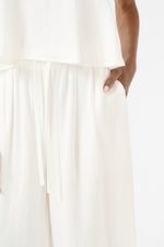 Load image into Gallery viewer, Gestuz - GZcamila Mid Waist Pants - Egret
