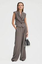 Load image into Gallery viewer, Gestuz - Ancie Waistcoat - Grey Structure
