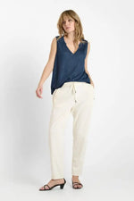 Load image into Gallery viewer, Le Temps Des Cerises - Garci Singlet Top - Night
