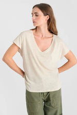 Load image into Gallery viewer, Le Temps Des Cerises - Melinda V-Neck T-Shirt - Shell
