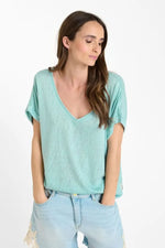 Load image into Gallery viewer, Le Temps Des Cerises - Pati V-Neck T-Shirt - Fresh Water
