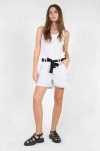 Le Temps Des Cerises - Amb Short - White