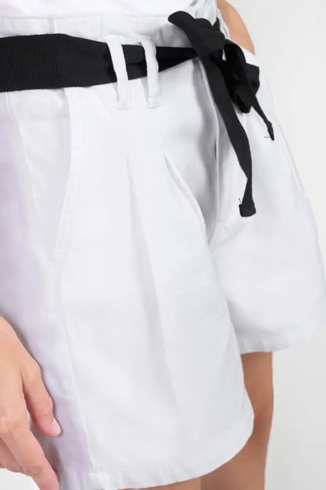 Le Temps Des Cerises - Amb Short - White