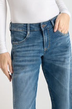 Load image into Gallery viewer, Le Temps Des Cerises - Lauryn Jeans  - 233 Blue
