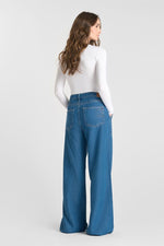 Load image into Gallery viewer, Le Temps Des Cerises - Victoria Jeans - 2199 Blue
