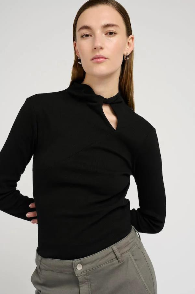 Gestuz - Knot Blouse - Black