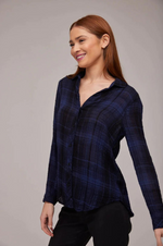 Load image into Gallery viewer, Bella Dahl - Classic Button Down Shirt - Admiral Blue Plaid
