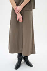 Load image into Gallery viewer, In Wear - Silky Classic Skirt - Sandy Grey
