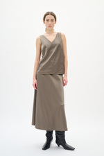 Load image into Gallery viewer, In Wear - Silky Classic Skirt - Sandy Grey
