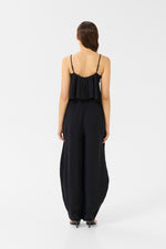 Load image into Gallery viewer, Gestuz - GZcamila Mid Waist Pants - Black
