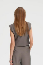 Load image into Gallery viewer, Gestuz - Ancie Waistcoat - Grey Structure
