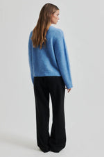 Load image into Gallery viewer, Second Female - Camyrn V Neck Knit - Marina
