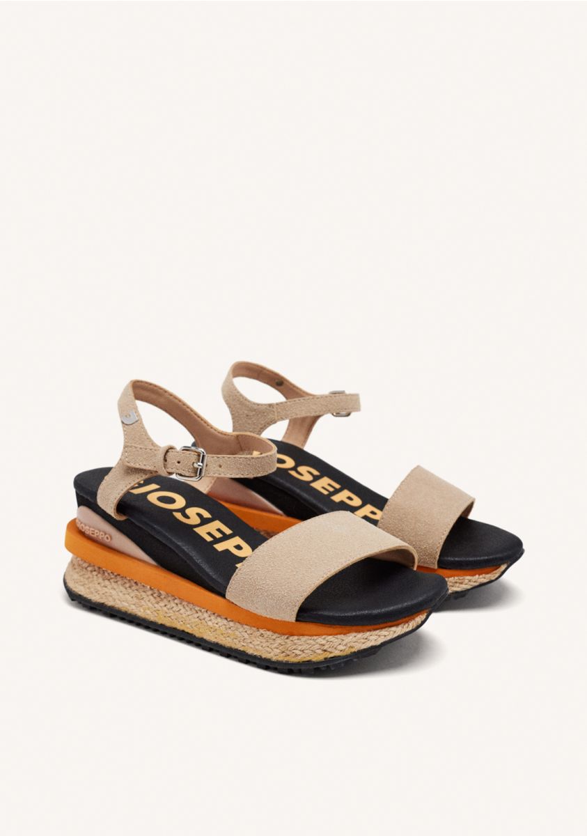 Gioseppo - Benay Wedge - Beige