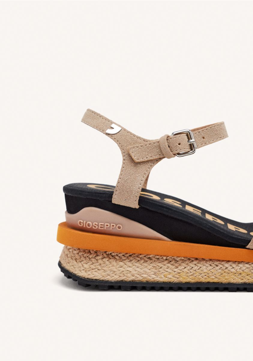 Gioseppo - Benay Wedge - Beige
