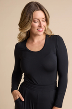 Load image into Gallery viewer, Tani - Regular Scoop Top L/S - Black
