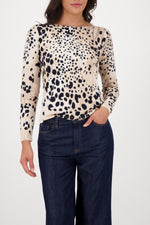 Load image into Gallery viewer, Monari - Cashmere T-Shirt - Leo Allover
