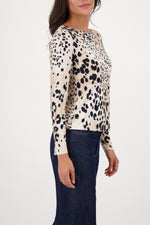 Load image into Gallery viewer, Monari - Cashmere T-Shirt - Leo Allover
