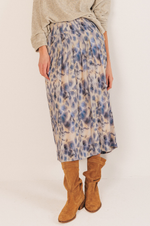 Load image into Gallery viewer, Indi And Cold - Watercolour Midi Skirt - Blue 152
