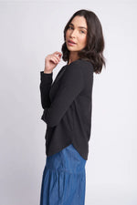 Load image into Gallery viewer, Cloth Paper Scissors Shaped Hem Tee Black
