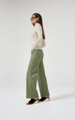 Load image into Gallery viewer, Dricoper - Carrie Oil Green Jeans
