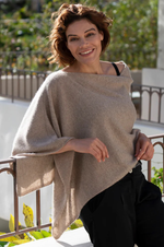 Load image into Gallery viewer, Esperance &amp; Co - Cashmere Topper - Natural
