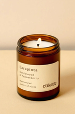 Load image into Gallery viewer, Etikette - Soy Candle 175ml - Larapinta Sandalwood And Pepperberry
