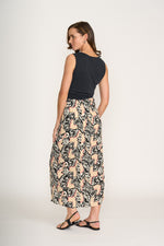Load image into Gallery viewer, Foil - High Flyer Tank - Black

