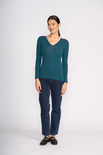 Load image into Gallery viewer, Foil - Fine Merino Crew Neck Top - Midnight Green
