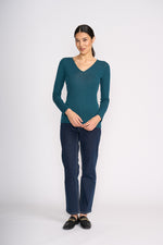 Load image into Gallery viewer, Foil - Fine Merino Crew Neck Top - Midnight Green
