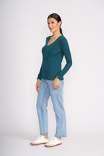 Load image into Gallery viewer, Foil - Seams Perfect Top - Midnight Green
