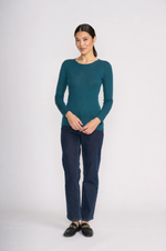 Load image into Gallery viewer, Foil - Fine Merino Crew Neck Top - Midnight Green
