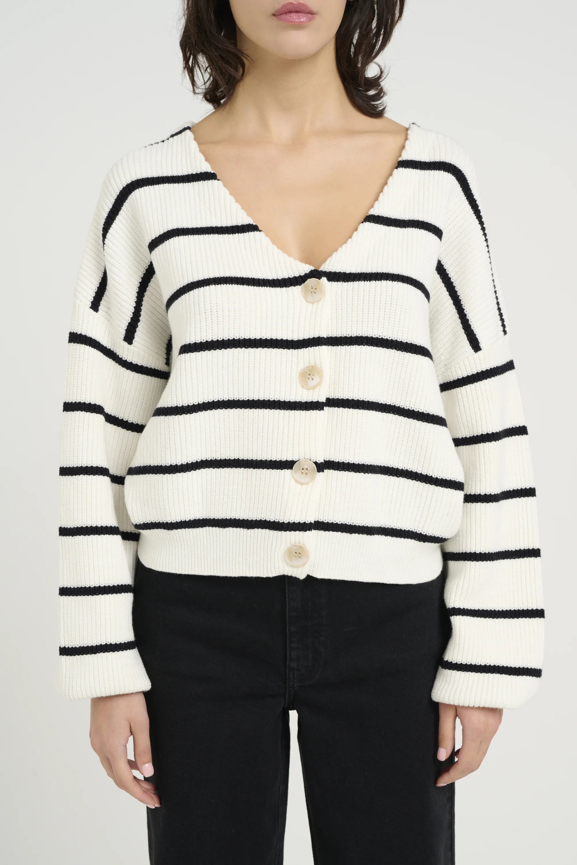 Gestuz - MebaGZ Cardigan Striped NOOS - Egret With Black Stripes