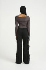 Load image into Gallery viewer, Gestuz - SilviGZ Rib Long Sleeve Off Shoulder Top - Warm Grey Metallic
