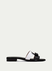 Hispanitas - Flat Yakarta Sandal - Black/White